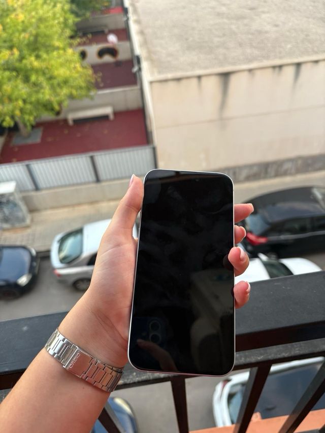 iPhone 15 Plus rosa/argento