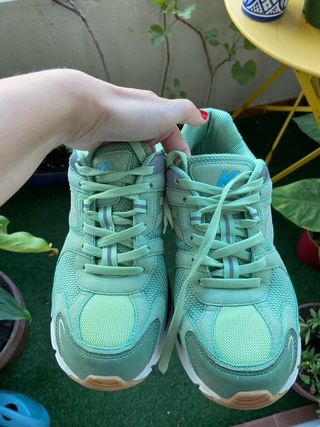 Zapatillas deportivas Kelme verdes