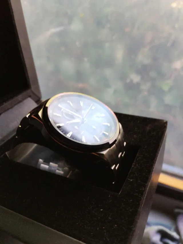 Reloj Lotus Cronógrafo Negro y Plateado