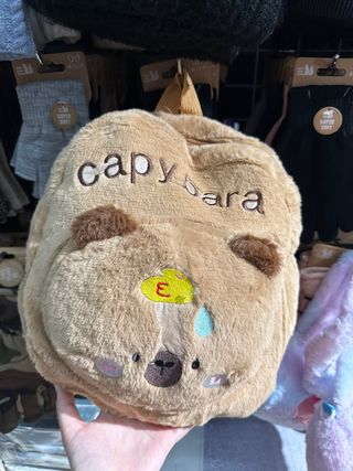 Mochila Capybara Peluche