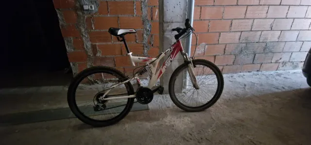 Bicicleta MTB Doble Suspensión