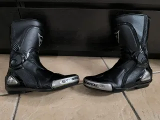 Botas Dainese Tivali Torque Out