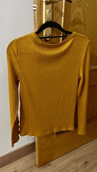 Camiseta Stradivarius manga larga