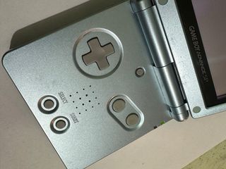 Nintendo Game Boy Advance 