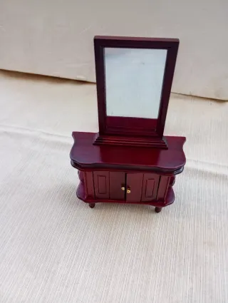Mueble miniatura salón con espejo