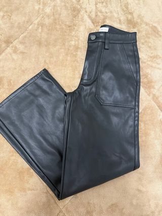 Pantalón MNG Negro Efecto Piel