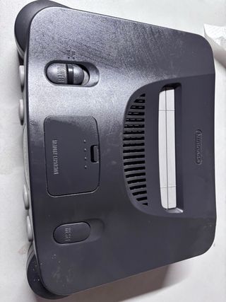 Console Nintendo 64 grigia