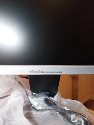 Monitor HP 1740 de 17" a estrenar