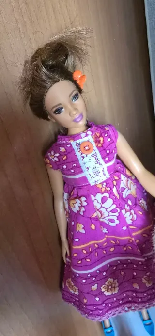 Lote Barbie curvi con carrito y accesorios
