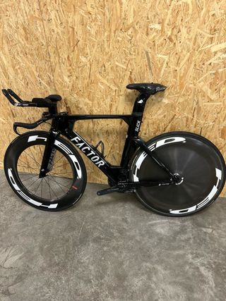 Bicicleta Factor Slick Triatlón / Contrarreloj