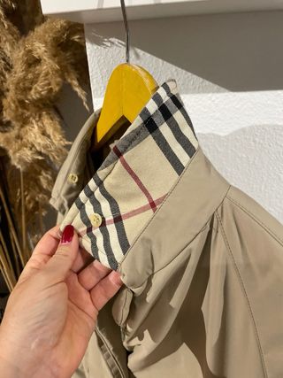 Abrigo Burberry Beige Talla 40
