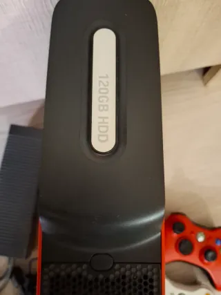 Xbox 360 120GB Roja + 2 Mandos