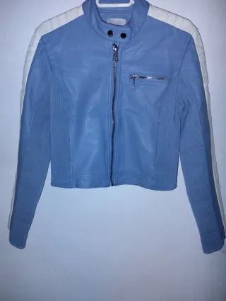 Cazadora azul y blanca Talla S