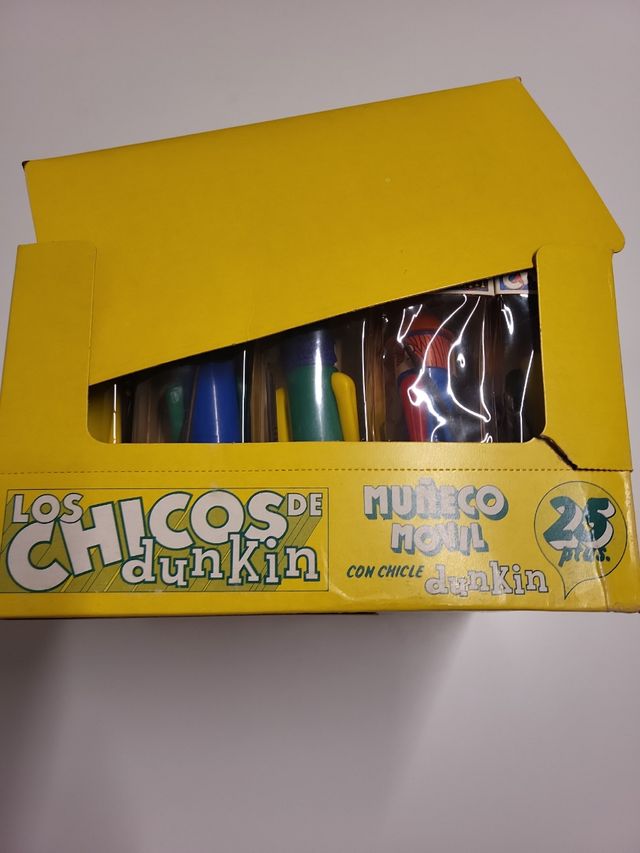 Caja 25 Chicos Dunkin. Sin abrir