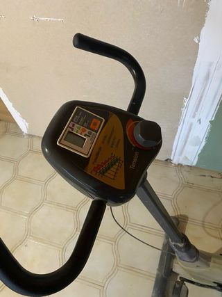 Bicicleta estática cardio