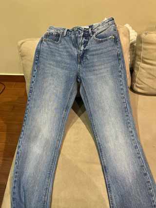 Pantalón Vaquero Stradivarius Talla 34