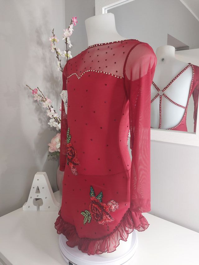 Maillot patinaje artístico rojo con pedrería