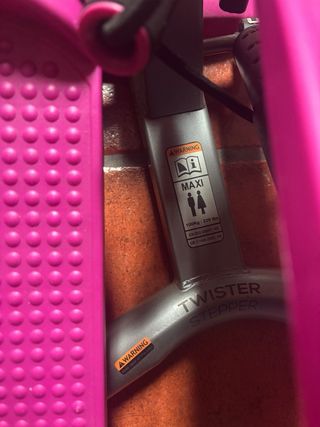 Máquina Step Rosa con Cintas DOMYOS