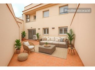 Piso en venta en Montbrió del Camp
