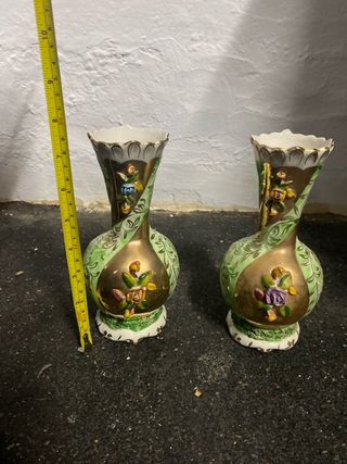 Par de jarrones antiguos isabelinos