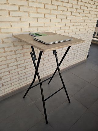 Tavolo alto pieghevole stile bar