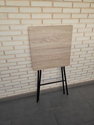 Tavolo alto pieghevole stile bar