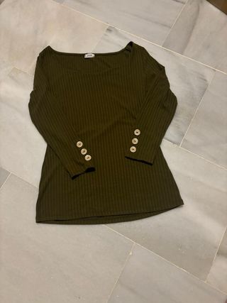 Jersey verde manga 3/4 con botones