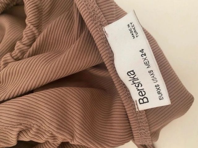 Body Bershka marrón talla XS