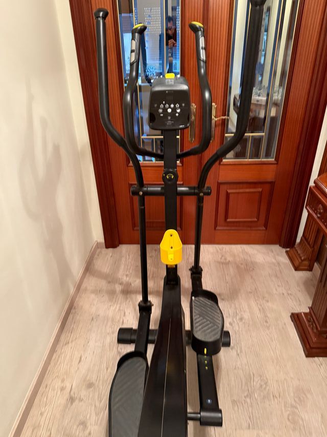 Elíptica DOMYOS C3.0