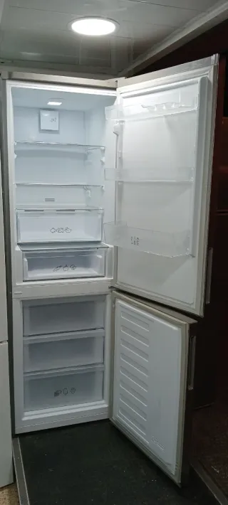 Nevera Combi Saivod No Frost A+