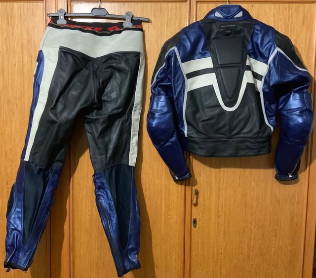 Tuta in pelle motociclista