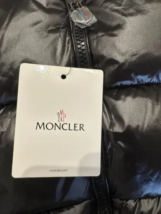Chaqueta Moncler Talla S Negra