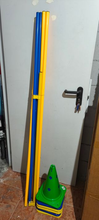 Circuito Agilidad Conos y Bastones