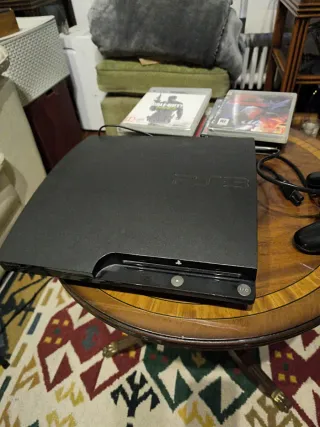 PlayStation 3 con 6 giochi e controller