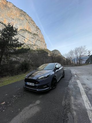 Ford Focus ST 2.0 2016