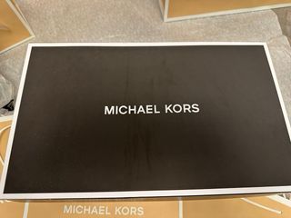 Zapatillas Michael Kors Negras y Blancas