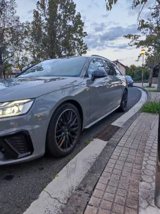 Audi A4 Avant 35 TFSI S-LINE S-TRONIC