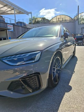 Audi A4 AV 35 TFSI S-LINE S-TRONIC