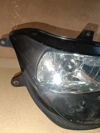 Faro Delantero Yamaha YZF 600R Thundercat