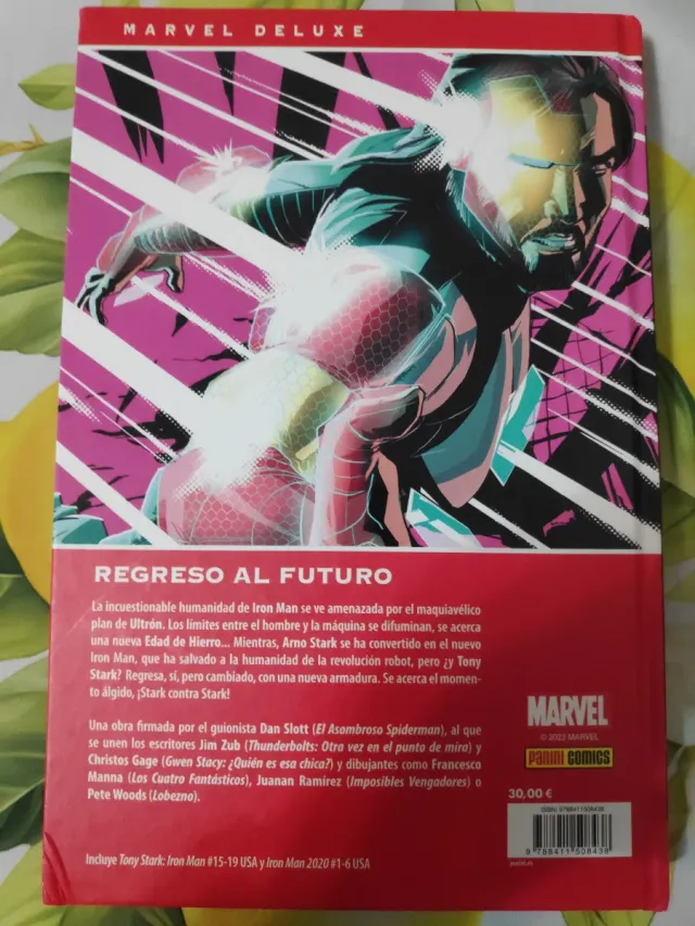 Marvel Deluxe Tony Stark Iron Man 2020