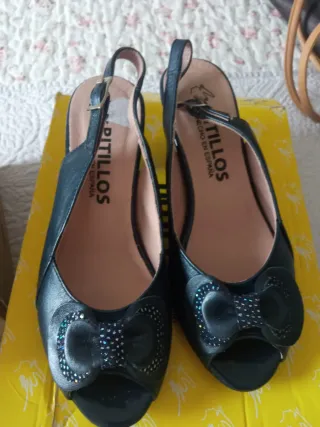 Sandalias Pitillos Piel Azul Marino Tacon