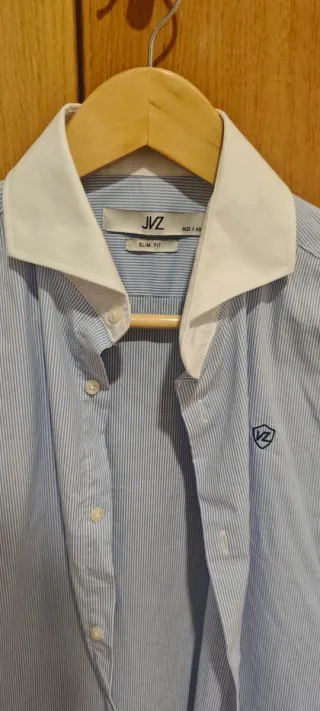 Camisa Rayas con cuello blanco. XS. Nueva.
