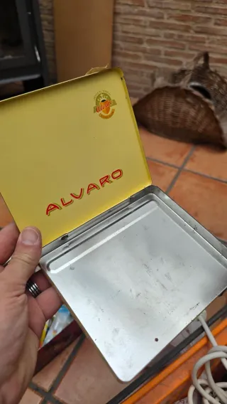 Caja metálica  "Álvaro"