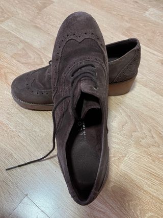 Mocasines de piel con cordones