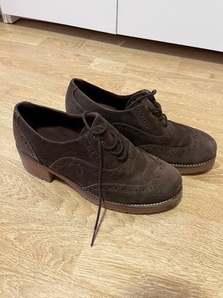 Mocasines de piel con cordones