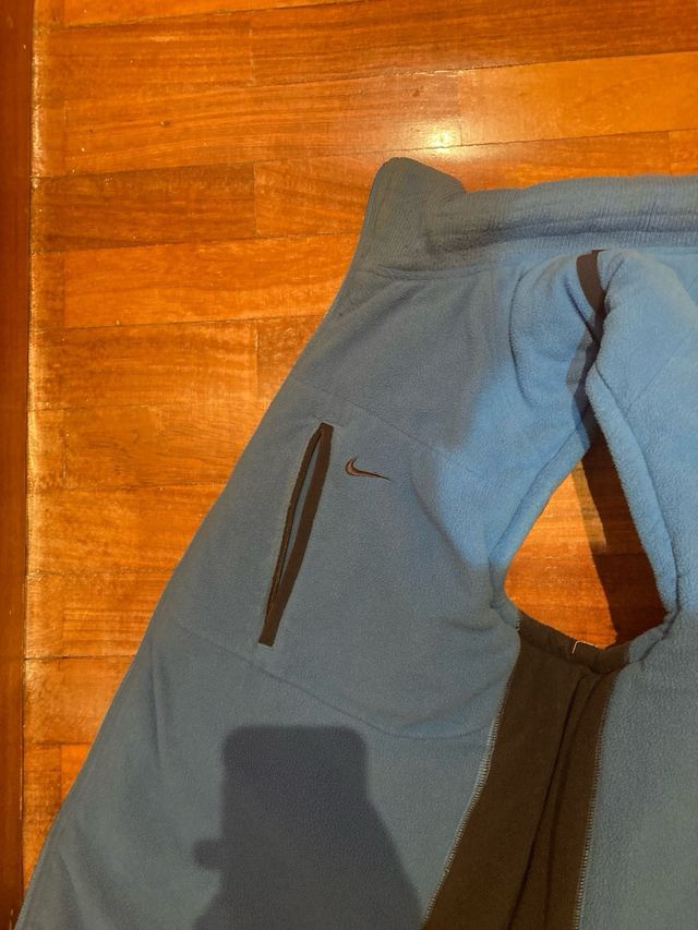 Chaleco Nike Negro y Azul
