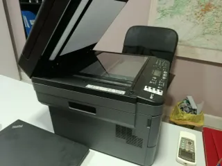 Impresora Multifunción más TONER NUEVO DE REgalo