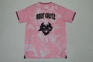 Camiseta Omar Courtz