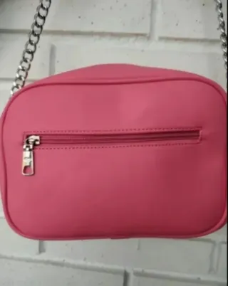 Bolso bandolera rosa acolchado