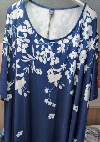 Vestido SHEIN floral azul y blanco Talla muy grand